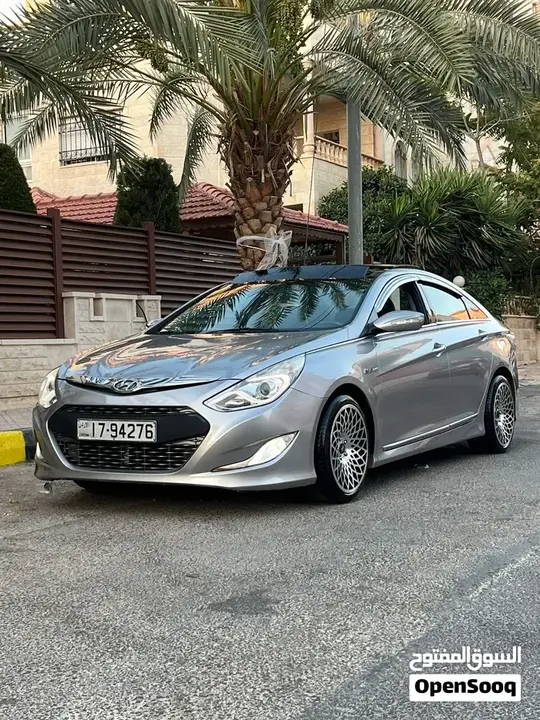 Hyundai Sonata 2012 photo 2