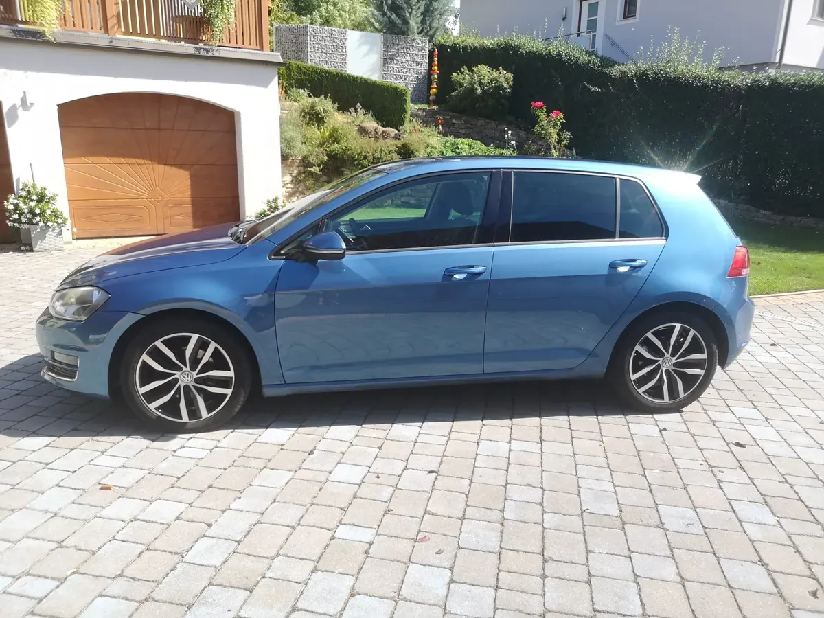 Volkswagen Golf 2013 photo 2