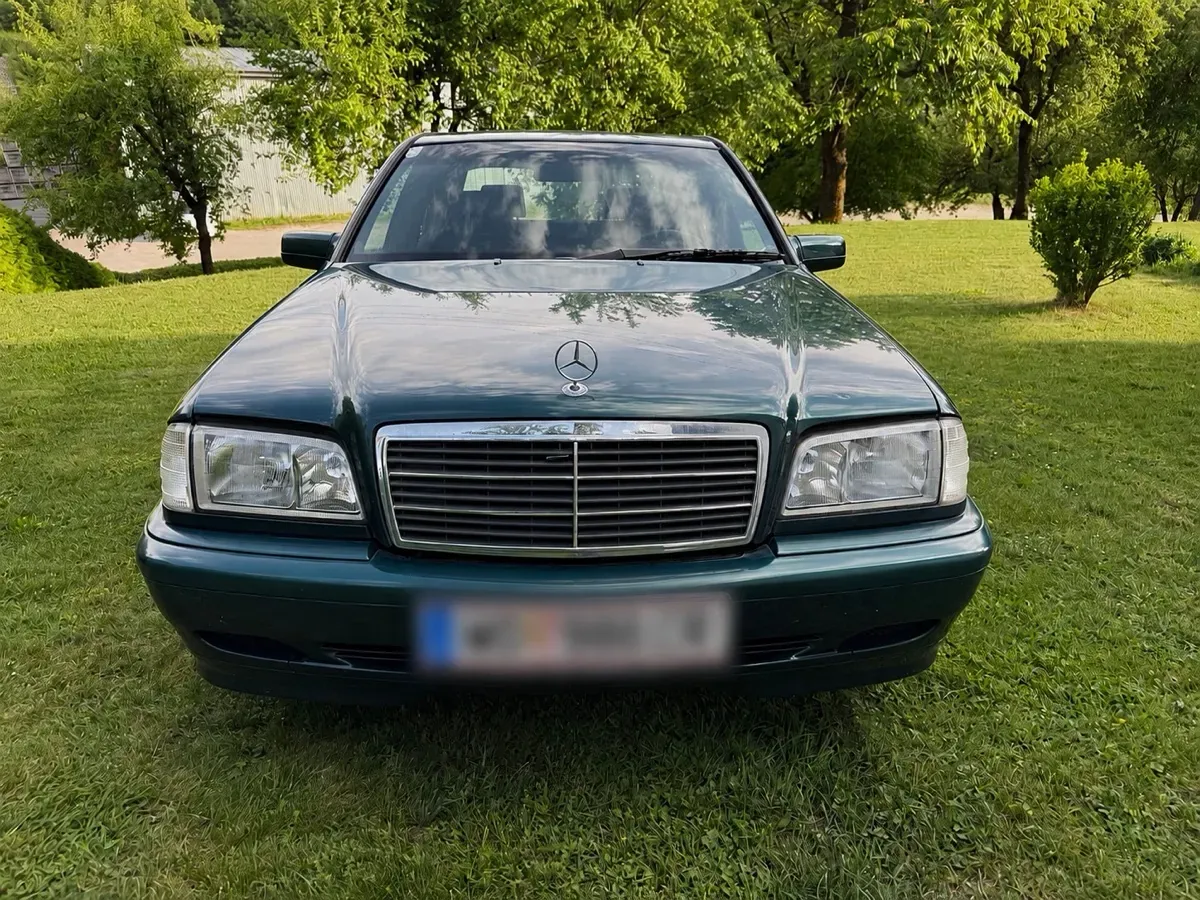 Mercedes-Benz C-Class 1997 photo 3