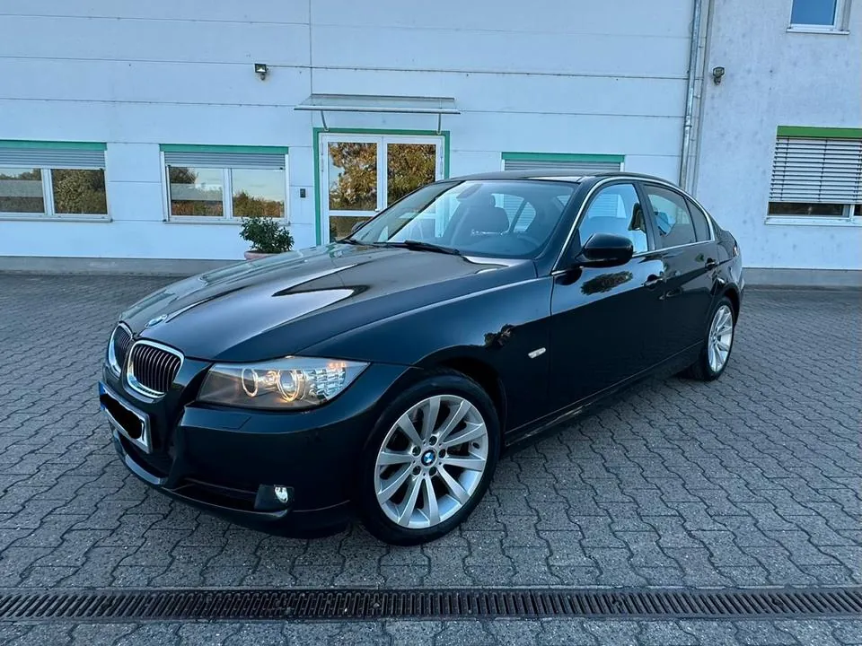 BMW E90