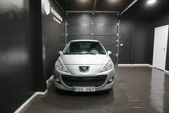 Peugeot 207 2011 photo 2