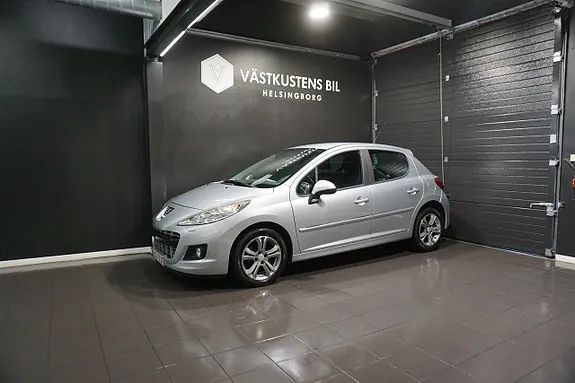 Peugeot 207 2011 photo 3