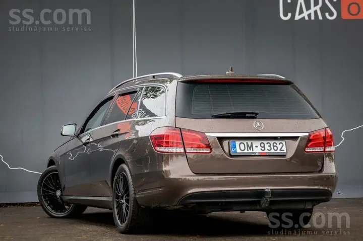Mercedes-Benz E300 2013 photo 4