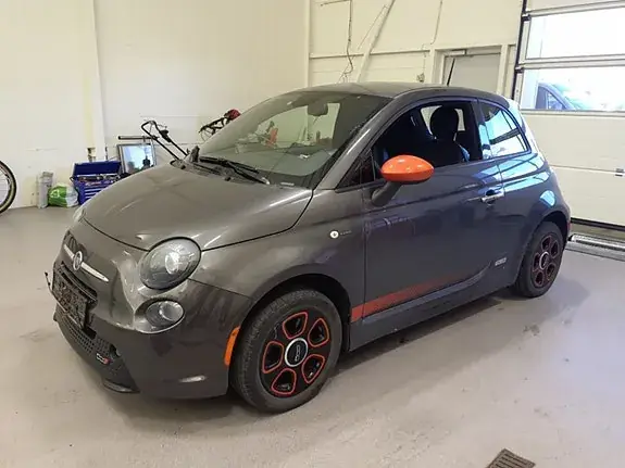 Fiat 500 2015 photo 2