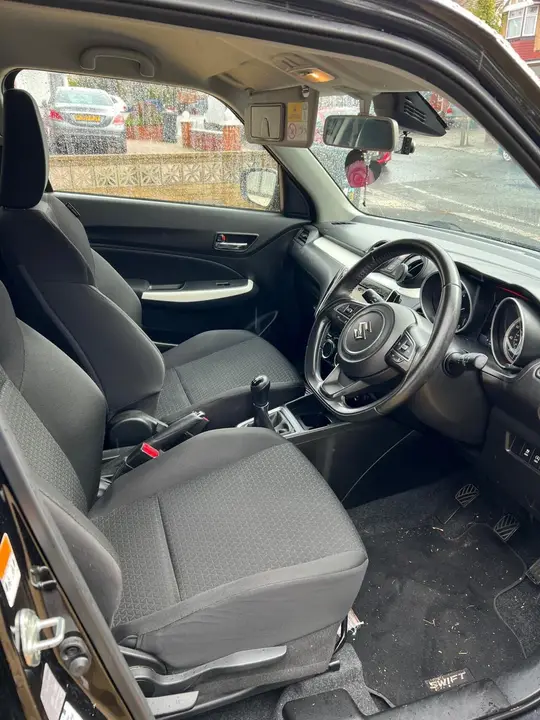 Suzuki Swift 2019 photo 5