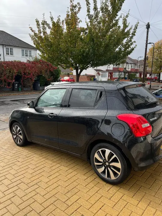 Suzuki Swift 2019 photo 3