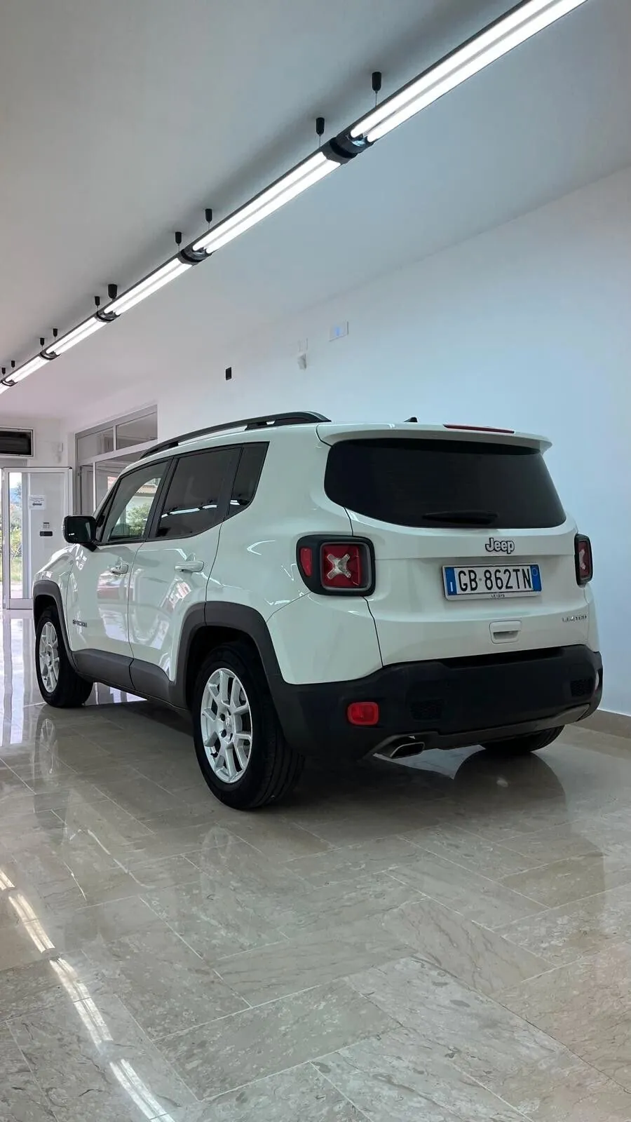Jeep Renegade 2020 photo 2