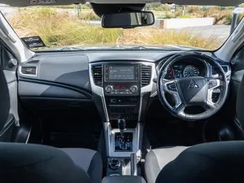 Mitsubishi Triton 2019 photo 3