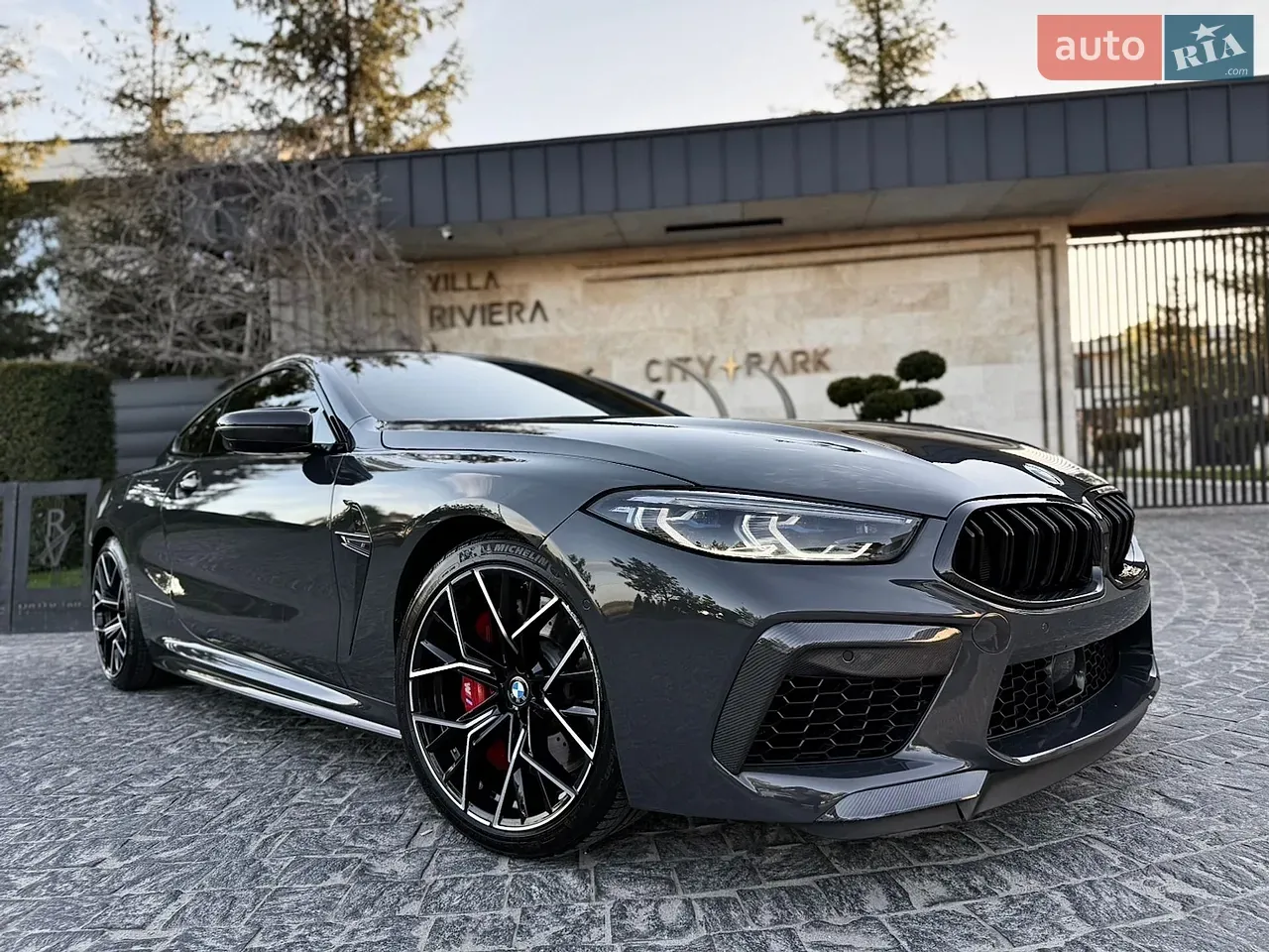BMW M8 2023 photo 2
