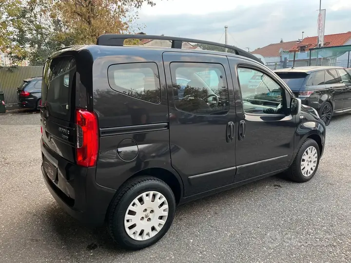 Peugeot Bipper 2011 photo 3