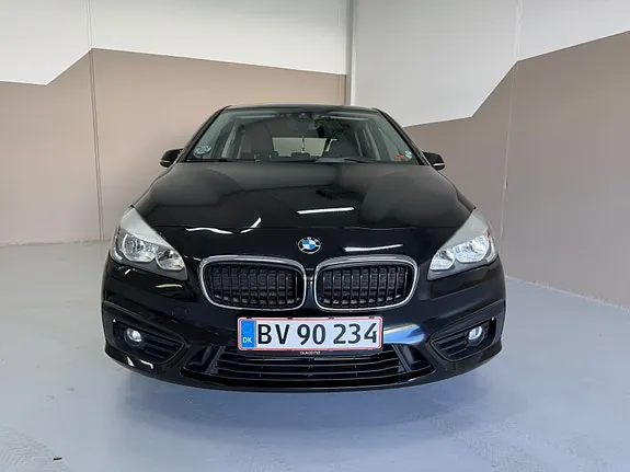 BMW 218D 2016 photo 2