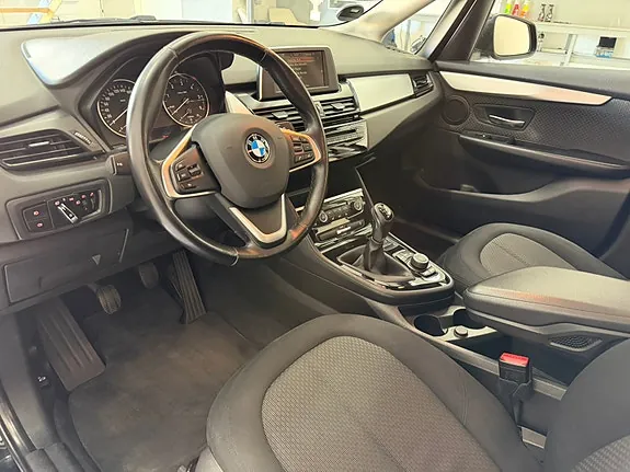 BMW 218D 2016 photo 4