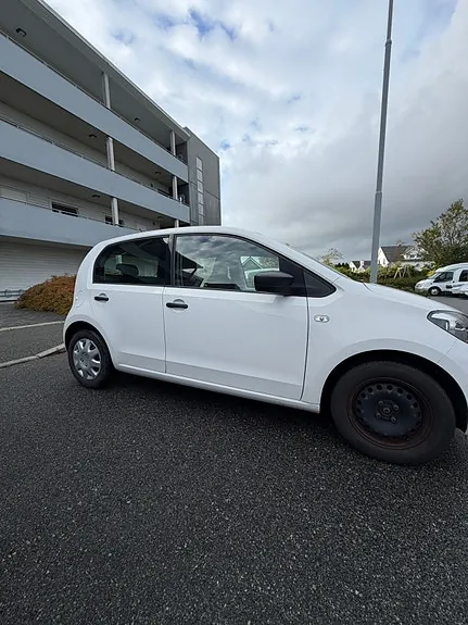 Volkswagen Up 2014 photo 3