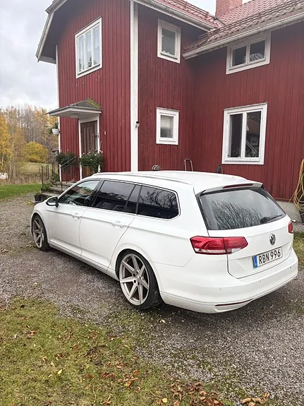 Volkswagen Passat 2016 photo 2