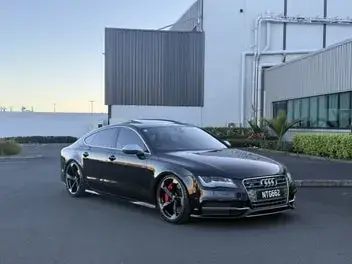 Audi S7 2013 photo 2