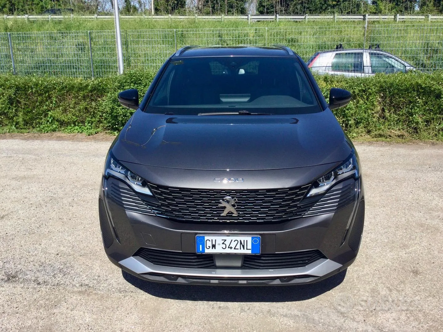 Peugeot 5008 2024 photo 2