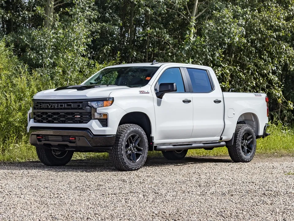 Chevrolet Silverado 1500 2026 photo 3