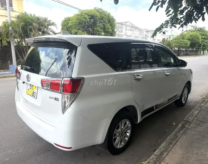 Toyota Innova 2019 photo 5