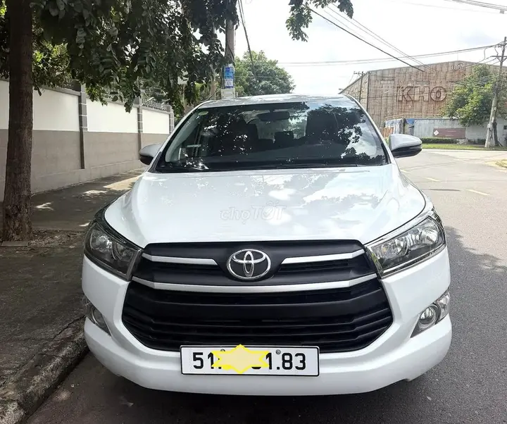 Toyota Innova 2019 photo 2