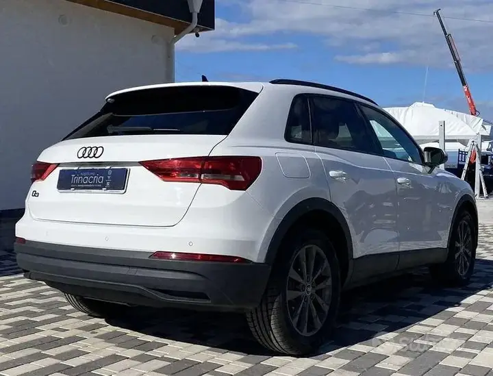 Audi Q3 2021 photo 4