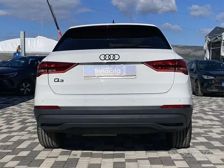 Audi Q3 2021 photo 5