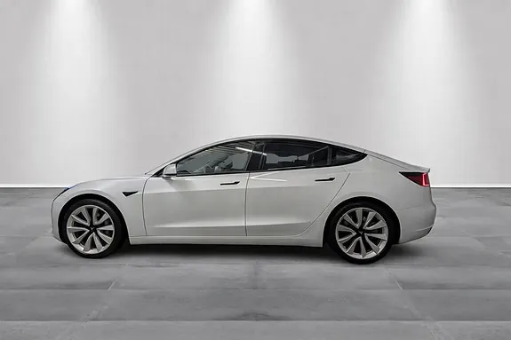 Tesla Model 3 2021 photo 3