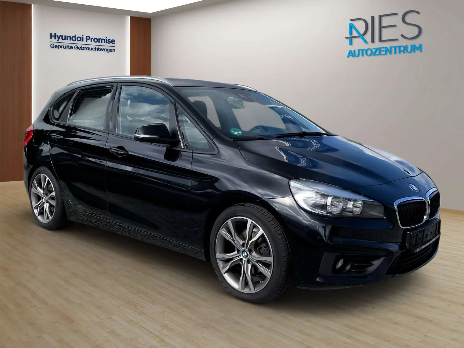 BMW 2 Series Active Tourer 2018 photo 3