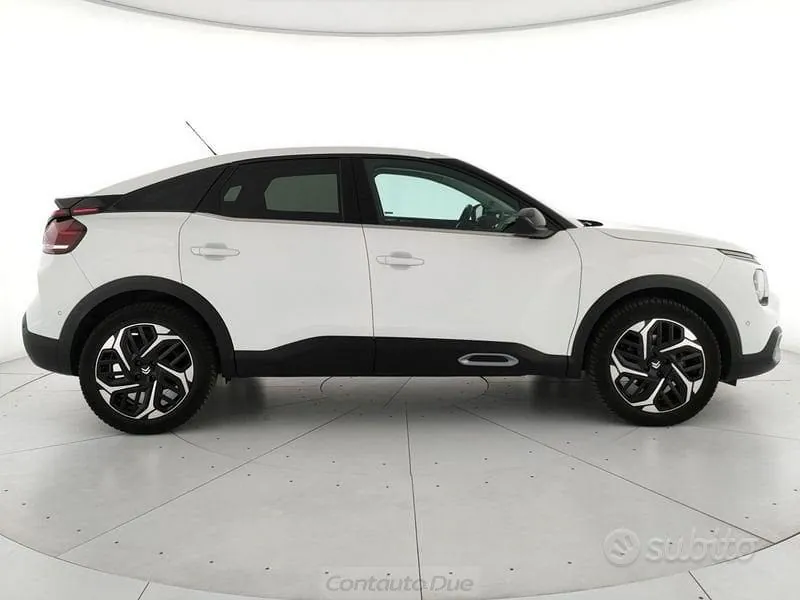 Citroen C4 2023 photo 4