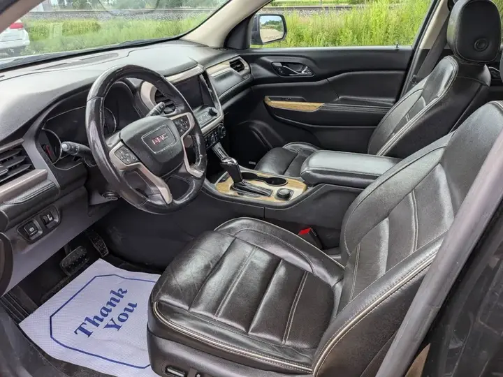 GMC Acadia 2017 photo 4