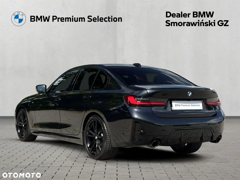 BMW 3 Series 2023 photo 2