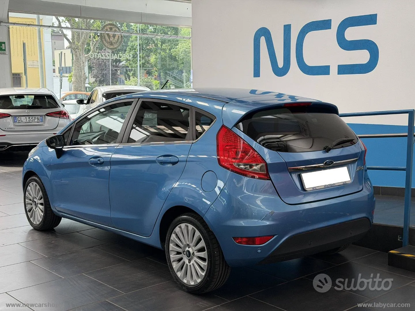 Ford Fiesta 2009 photo 2