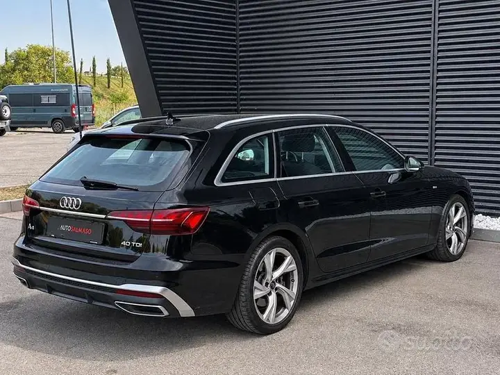 Audi A4 2021 photo 4