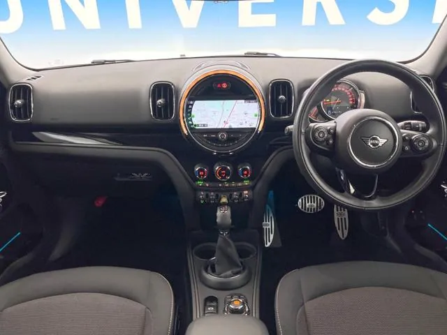 Mini Crossover 2020 photo 2
