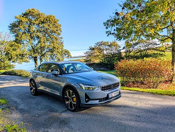 Polestar 2 2021 photo 3