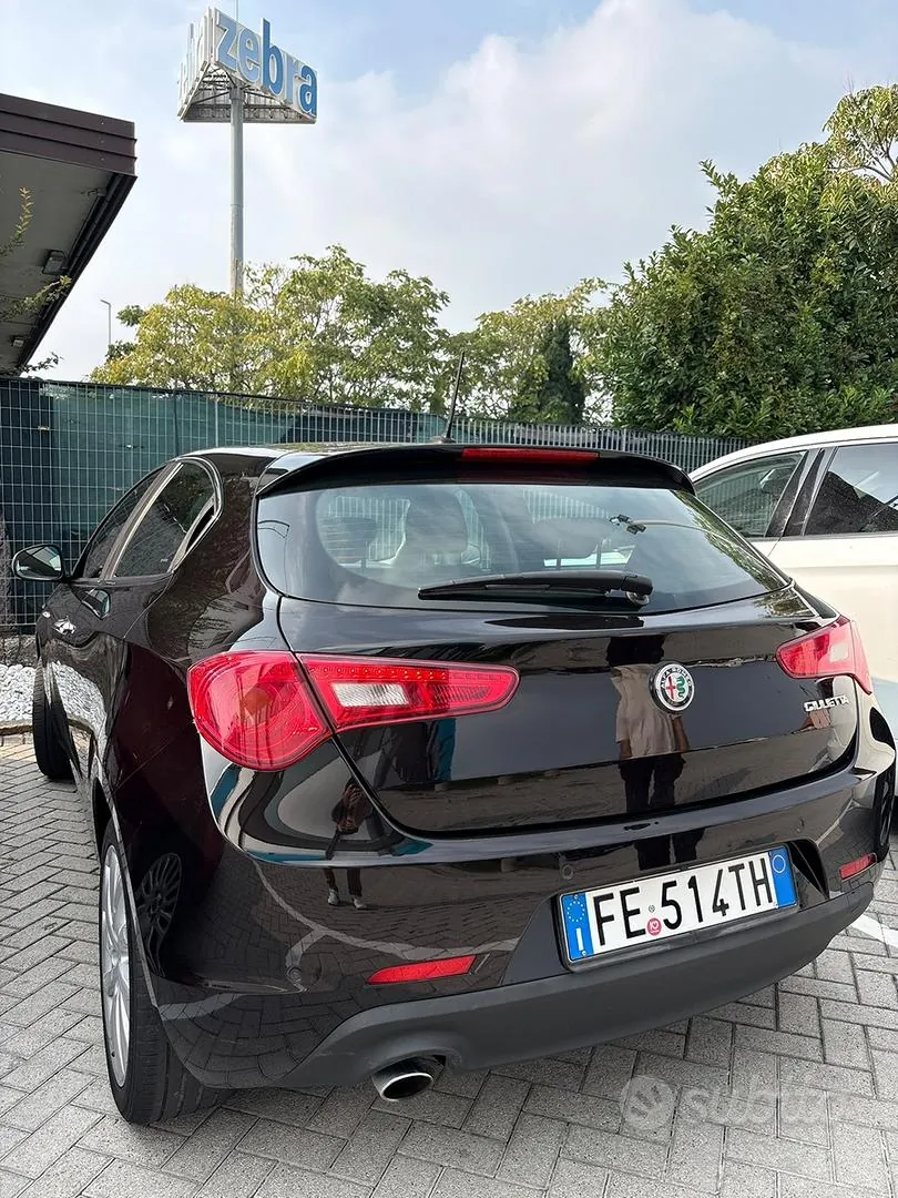 Alfa Romeo Giulietta 2016 photo 4