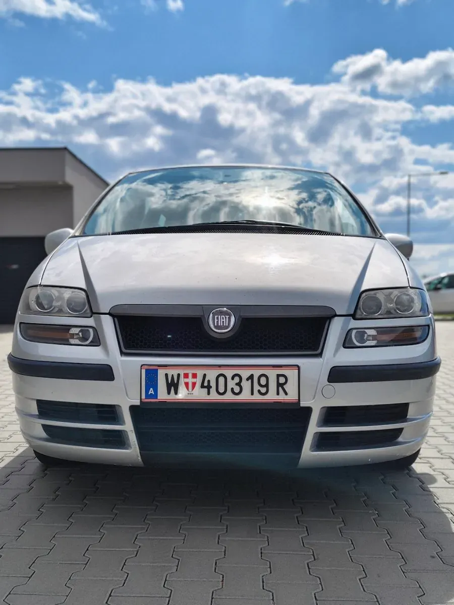 Fiat Ulysse 2010 photo 2