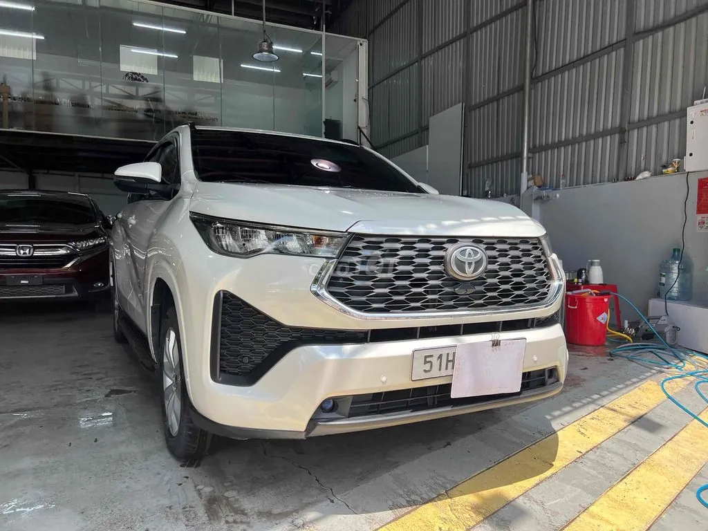 Toyota Innova Cross 2025 photo 2