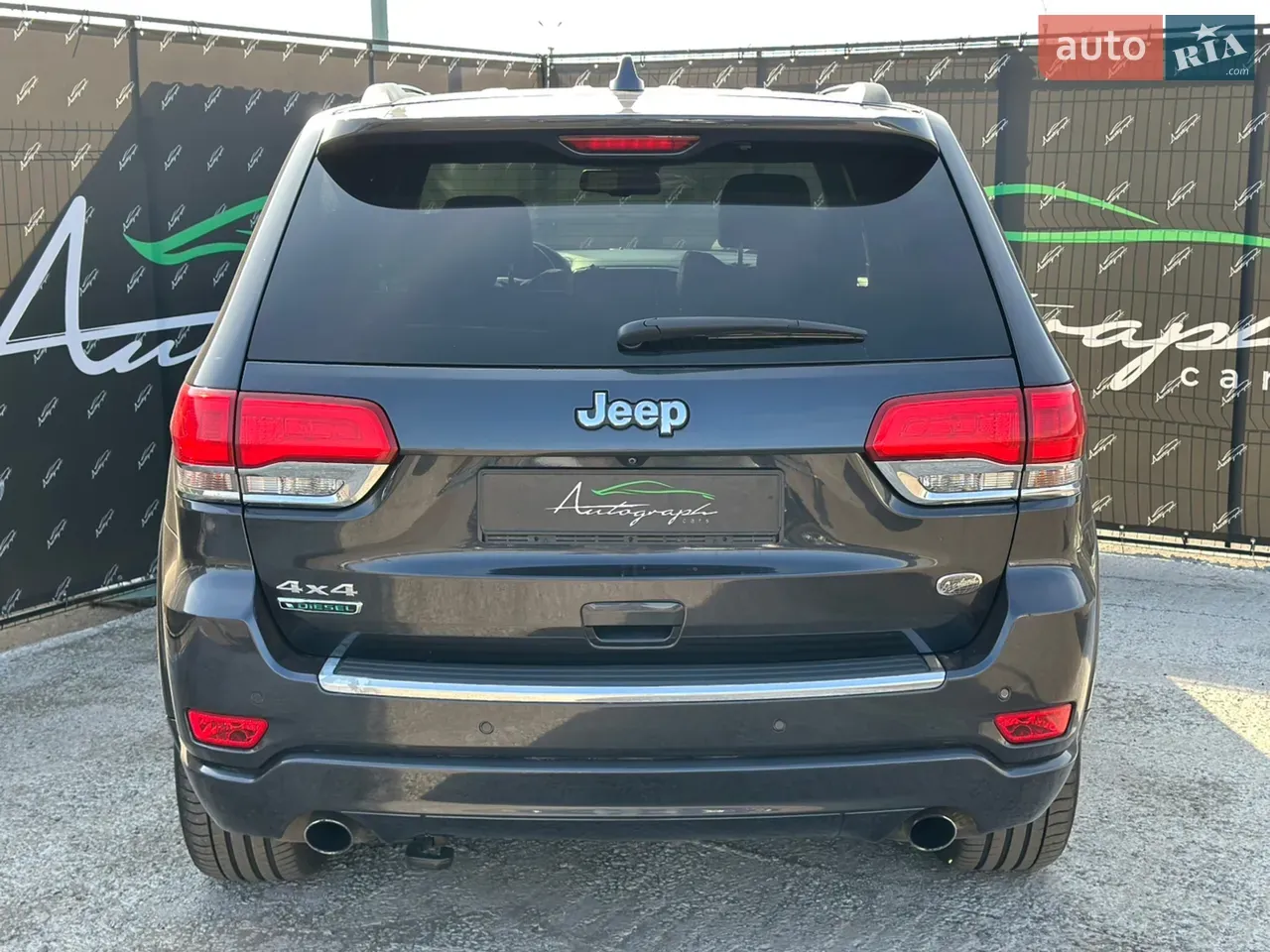 Jeep Grand Cherokee 2015 photo 4