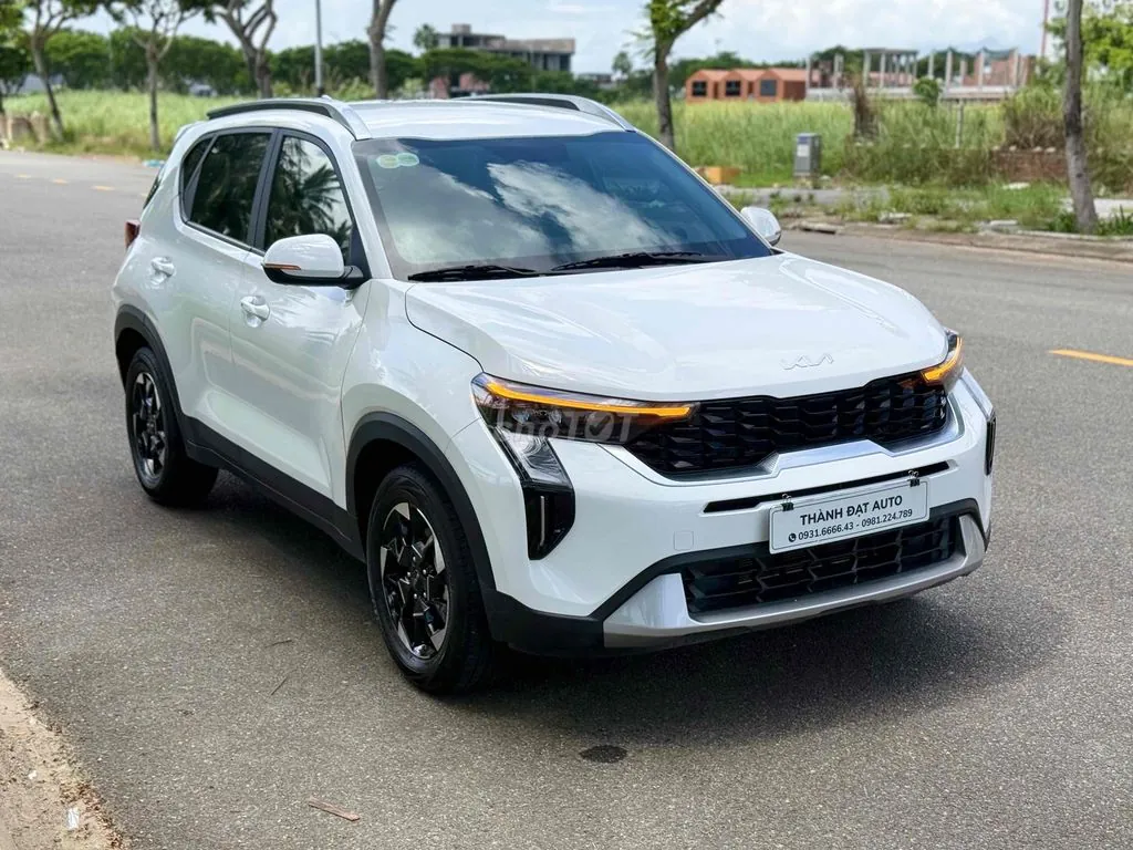 Kia Sonet 2025 photo 2