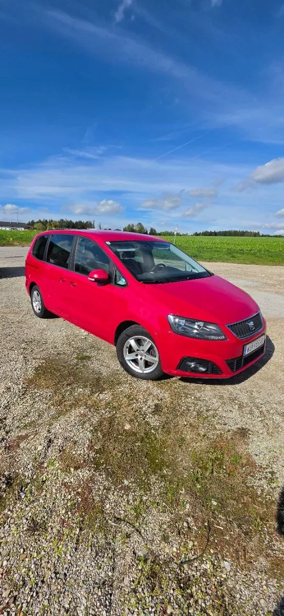 Seat Alhambra 2013 photo 2