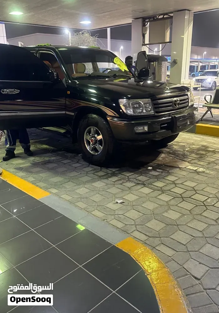 Toyota Land Cruiser 2006 photo 2