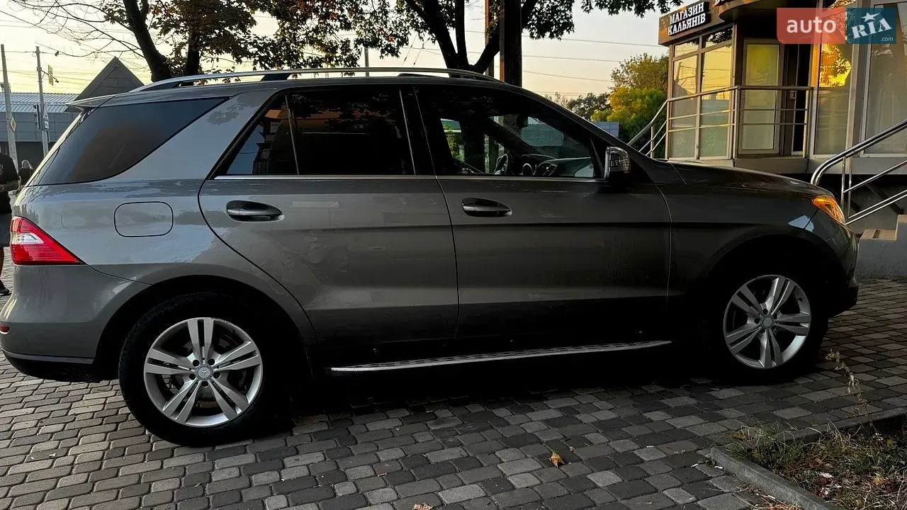 Mercedes-Benz M-Class 2012 photo 5