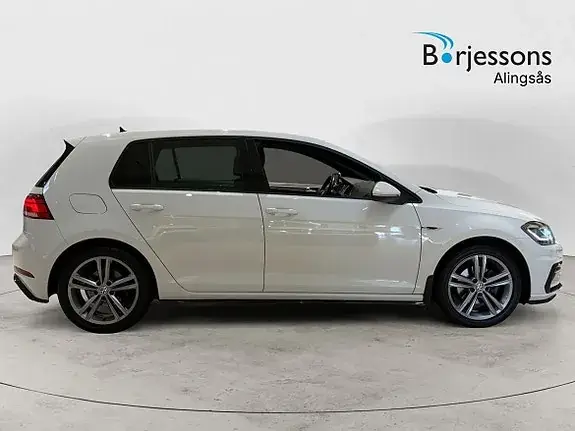 Volkswagen Golf I 2020 photo 2