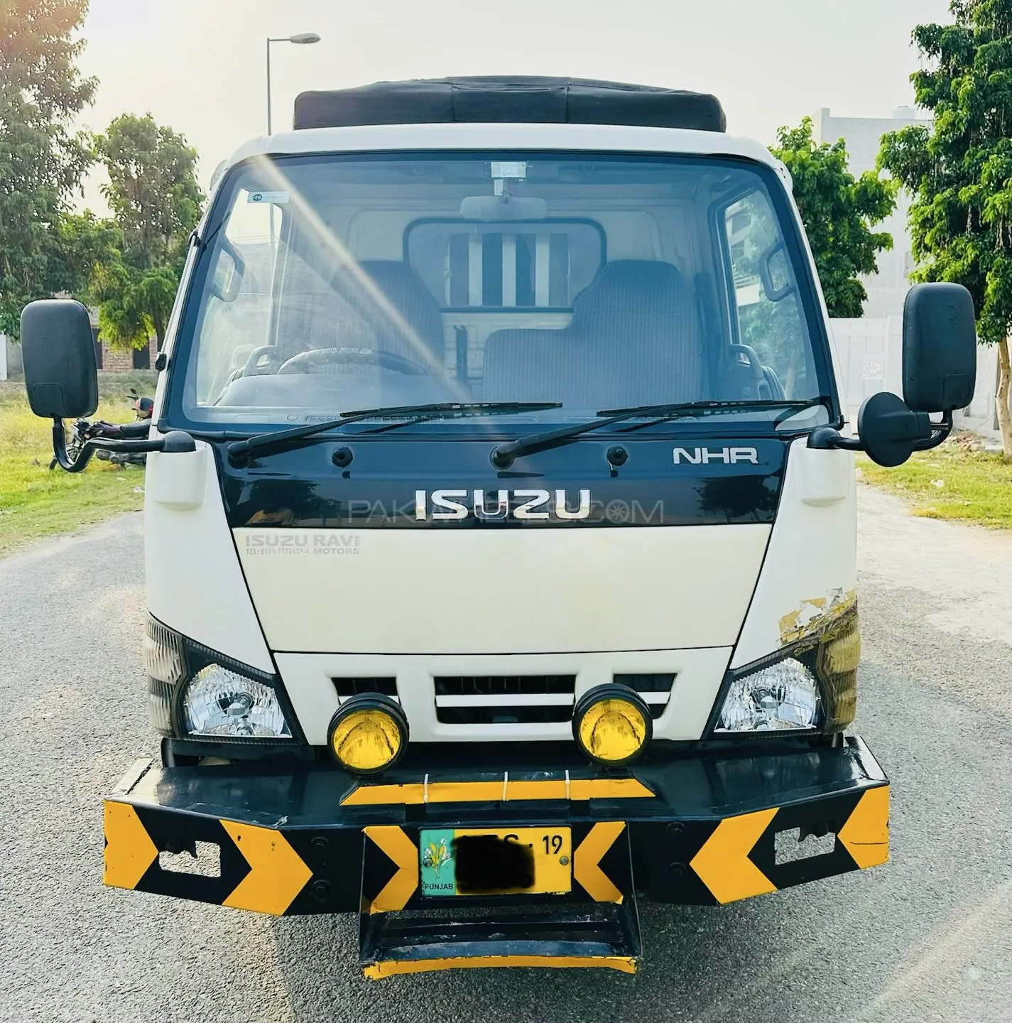 Isuzu Nkr