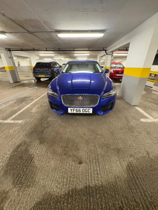 Jaguar Xf 2016 photo 2