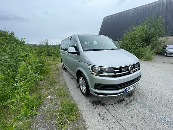 Volkswagen Caravelle 2018 photo 2