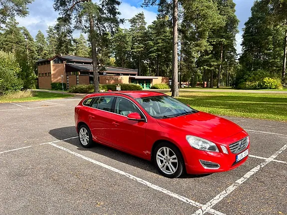 Volvo V60 2013 photo 4