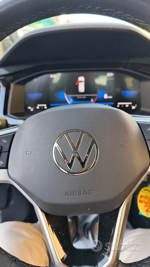 Volkswagen Polo 2023 photo 4