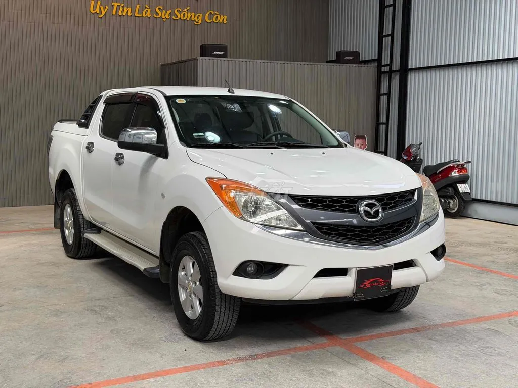 Mazda Bt50 2014 photo 3