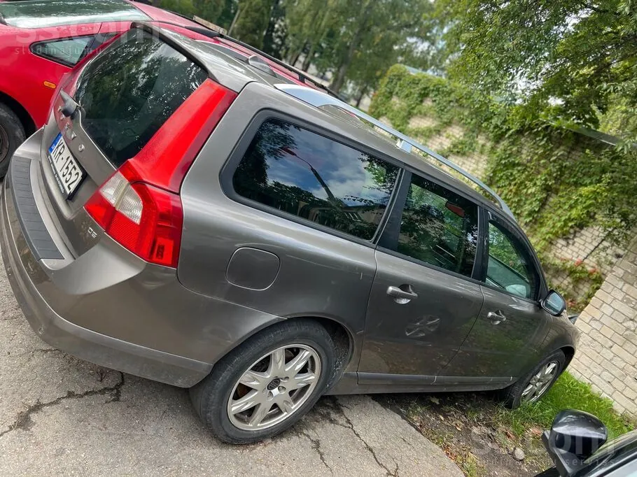 Volvo V70 2007 photo 3